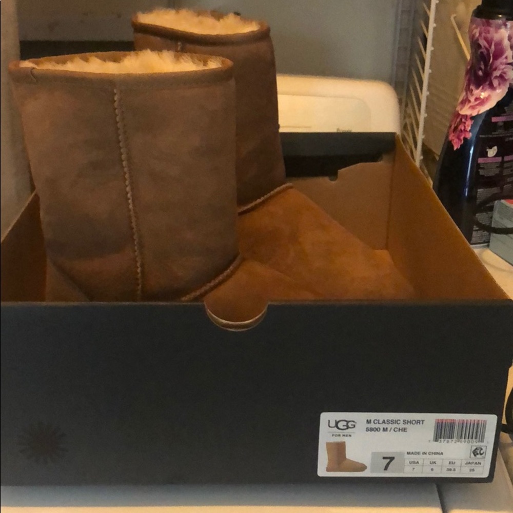 Ugg for men BRAND NEW size 7